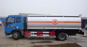 解放賽龍大噸位運油車 廠家直供，價格觸底，品質護航